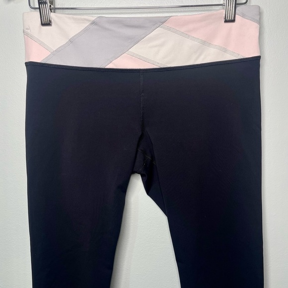 Lululemon Athletic Crop Leggings Black Pink White Workout Gym Activewear Size 8 - Picture 3 of 10